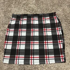 SHEIN Checkered Mini Skirt in Black, White, and Red